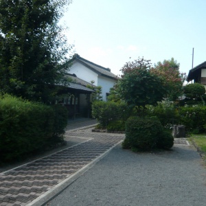 b-P1090581.JPG